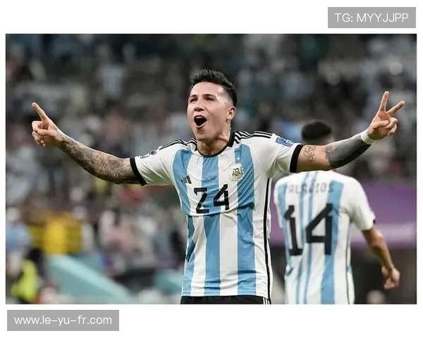 恩佐·费尔南德斯：阿根廷中场核心状态回升