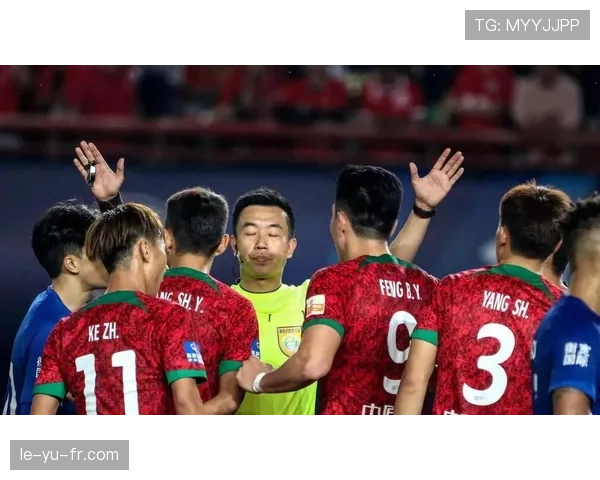 中超球迷热情高涨，助球队迎来赛季表现新高潮